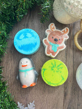 Load image into Gallery viewer, Dash Away ~ Luxe Bath Bomb
